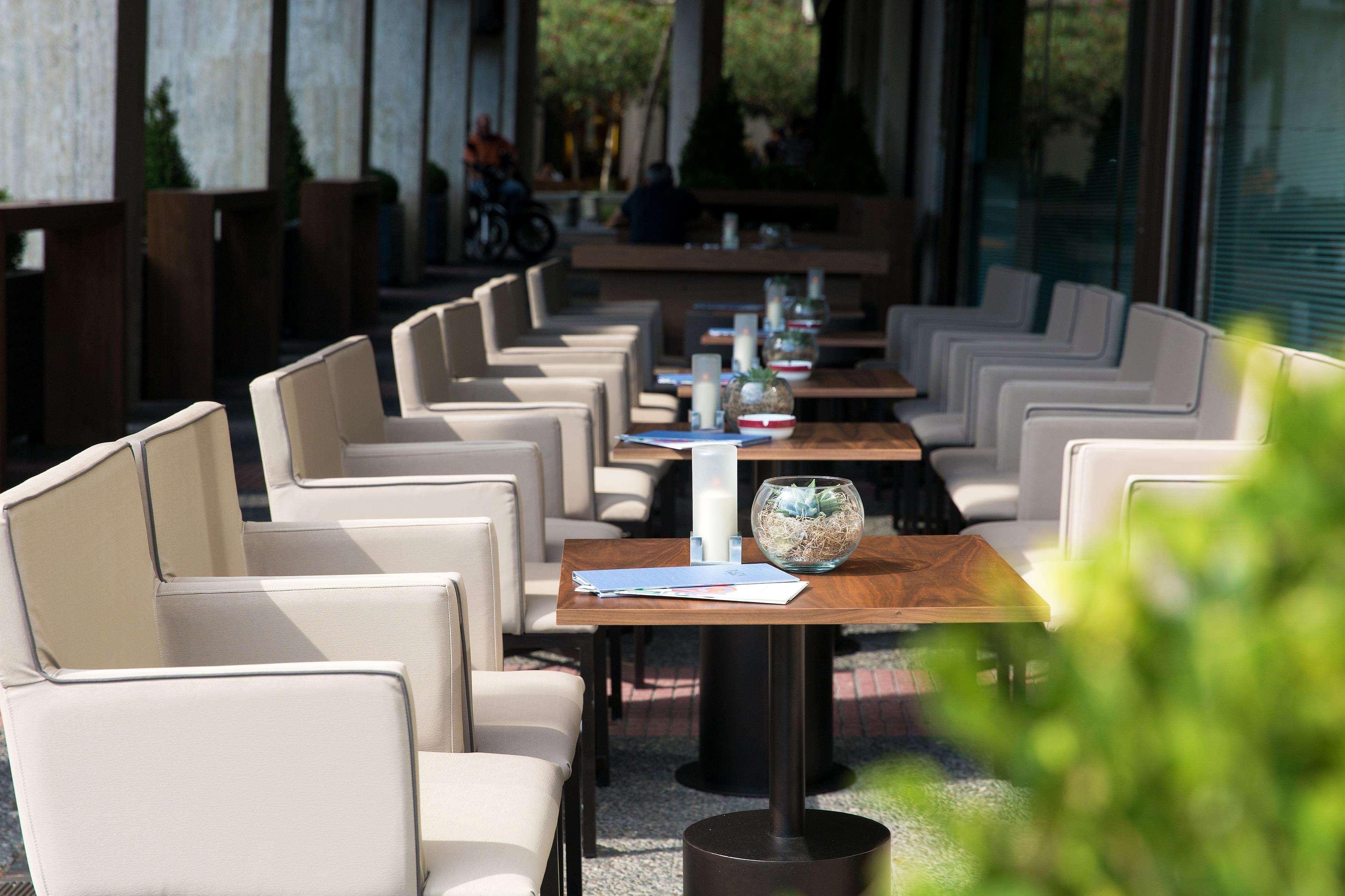 Njv Plaza Hotel
